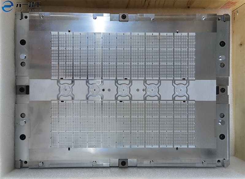 AUTO模盒 SOT23-27R上模